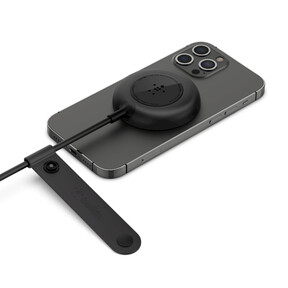 Belkin Magnetisches drahtloses Ladepad, kompatibel mit MagSafe, für iPhone 12/13 Serie, inkl. Netzteil, schwarz